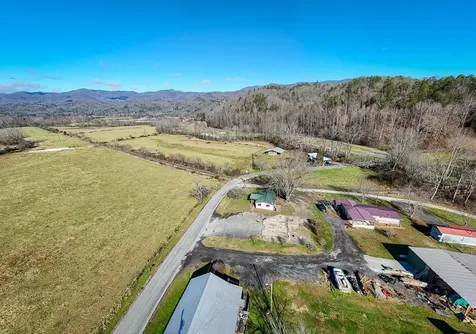 2617 Stewart Road Andrews NC 28901