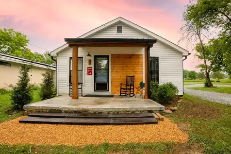 23 Cody Street Robbinsville NC 28771