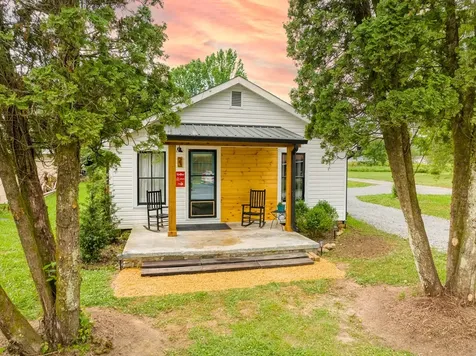 23 Cody Street Robbinsville NC 28771