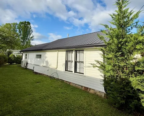 23 Cody Street Robbinsville NC 28771