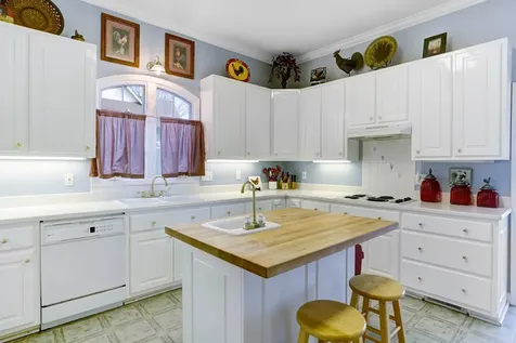 18 Foxfire Court Hayesville NC 28904