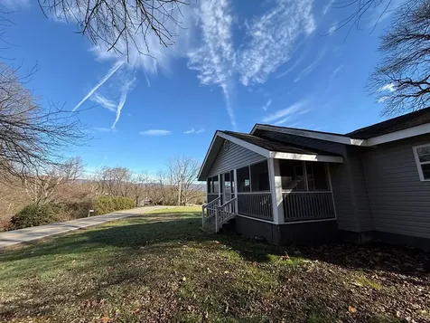 4357 Fariview Road Andrews NC 28901