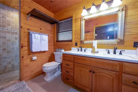 2059 Lower Tuskeegee Robbinsville NC 28771