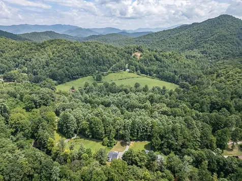 241 Riverview Drive Robbinsville NC 28771