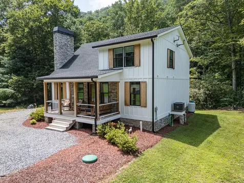 241 Riverview Drive Robbinsville NC 28771