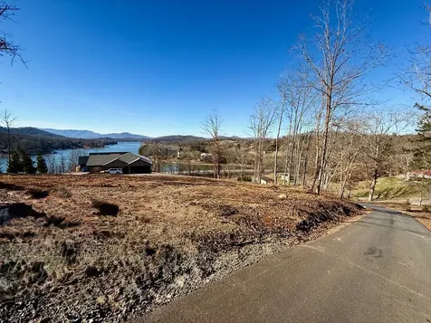 Lot 7 Mountain Breezes Hayesville NC 28904