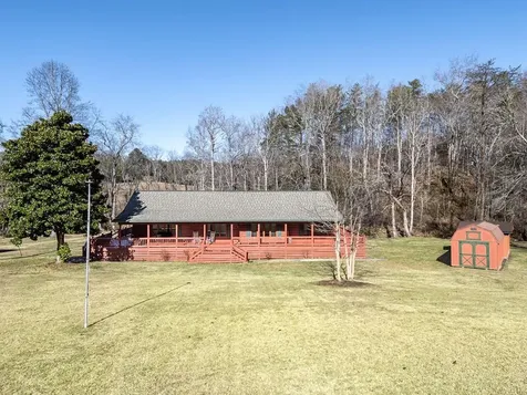1792 Wolfcreek Road Murphy NC 28906