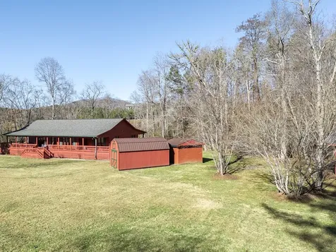 1792 Wolfcreek Road Murphy NC 28906