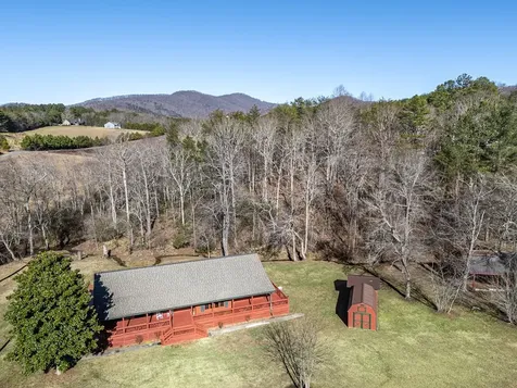 1792 Wolfcreek Road Murphy NC 28906