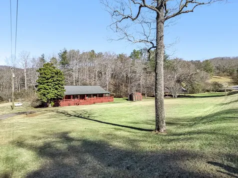 1792 Wolfcreek Road Murphy NC 28906