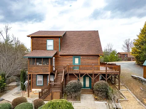210 Pin Oak Ridge Murphy NC 28906
