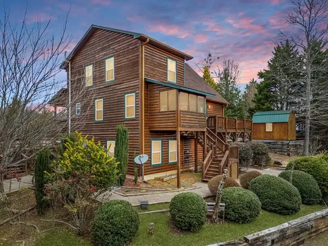 210 Pin Oak Ridge Murphy NC 28906