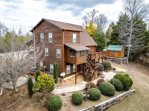 210 Pin Oak Ridge Murphy NC 28906
