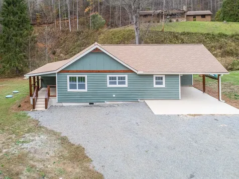 5107 Boiling Springs Road Murphy NC 28906