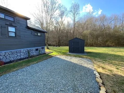 121 Lazy Bear Trail Andrews NC 28901