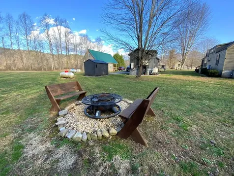 121 Lazy Bear Trail Andrews NC 28901