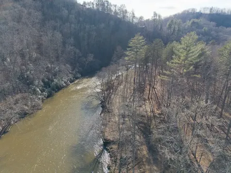 16.08 River Run Way Hayesville NC 28904