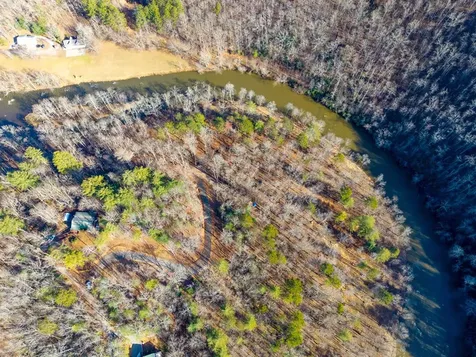 16.08 River Run Way Hayesville NC 28904