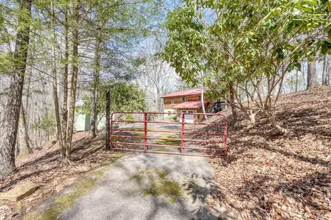 9 Silver Maple Lane Murphy NC 28906