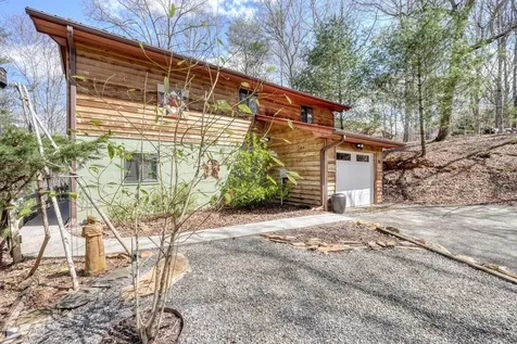 9 Silver Maple Lane Murphy NC 28906