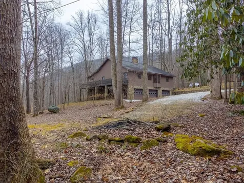 1221 Sam Cove Robbinsville NC 28771