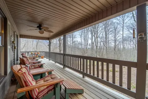 1221 Sam Cove Robbinsville NC 28771