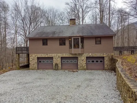 1221 Sam Cove Robbinsville NC 28771