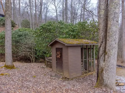 1221 Sam Cove Robbinsville NC 28771
