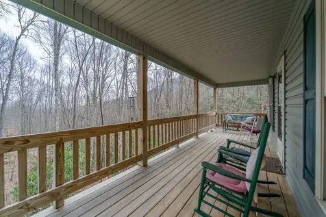 1221 Sam Cove Robbinsville NC 28771