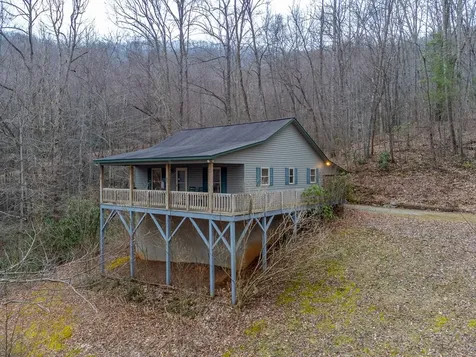 1221 Sam Cove Robbinsville NC 28771