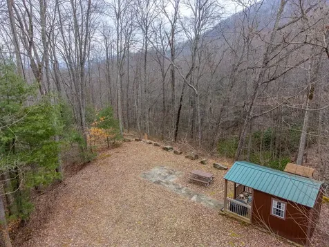 1221 Sam Cove Robbinsville NC 28771