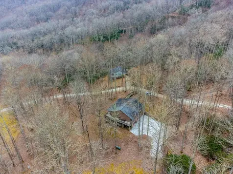 1221 Sam Cove Robbinsville NC 28771
