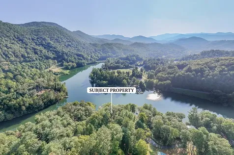 Lot 17 Castlewood Robbinsville NC 28771