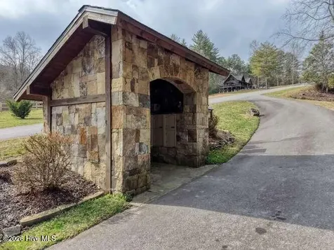 99 Old Possum Way Murphy NC 28906