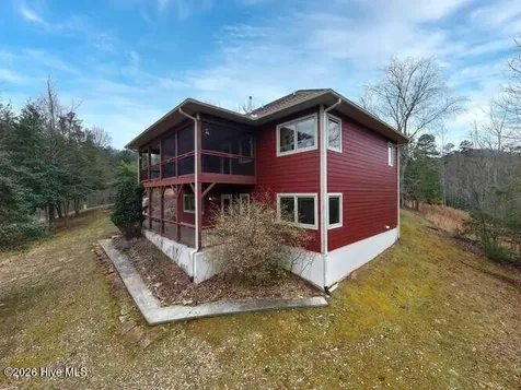 99 Old Possum Way Murphy NC 28906