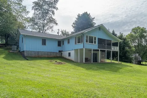 55 Chatuge Hills Drive Hayesville NC 28904