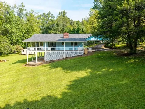 55 Chatuge Hills Drive Hayesville NC 28904