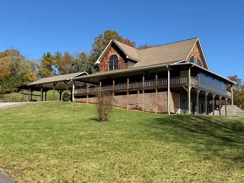 516 River Oaks Drive Hayesville NC 28906