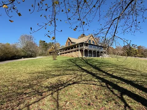 516 River Oaks Drive Hayesville NC 28906