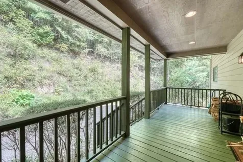 296 Caddis Trail Hayesville NC 28904