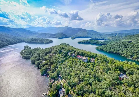 1 Cheoah Trail Robbinsville NC 28771