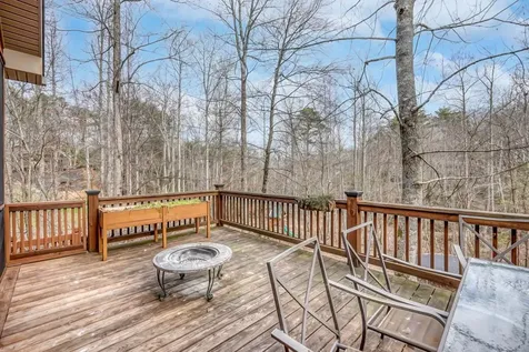 95 Breezy Brook Lane Hayesville NC 28904