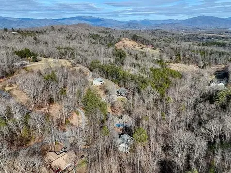 95 Breezy Brook Lane Hayesville NC 28904