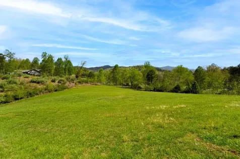 68 Countryside Lane Hayesville NC 28904