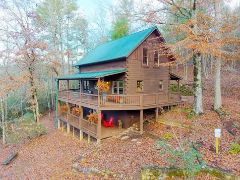488 Smith Road Brasstown NC 28902