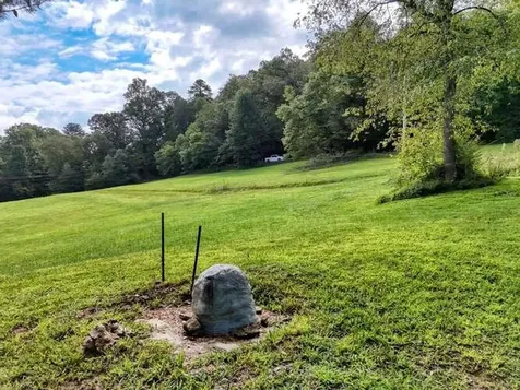 147 Sawyer Cove Road Hayesville NC 28904