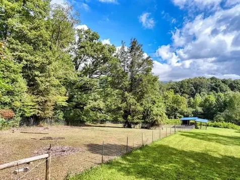 147 Sawyer Cove Road Hayesville NC 28904