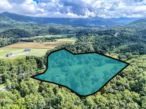 147 Sawyer Cove Road Hayesville NC 28904
