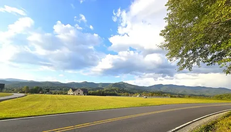 147 Sawyer Cove Road Hayesville NC 28904