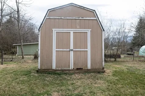 29/33/49 Breedlove Drive Andrews NC 28901
